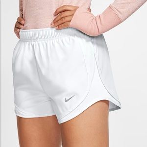 white nike tempo shorts